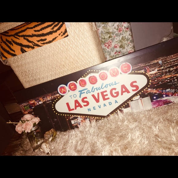 A led vintage looking sign! Come grab it! - Picture 4 of 4